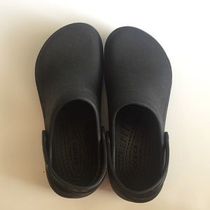 Black Mercy Work Crocs Unisex M7/W9